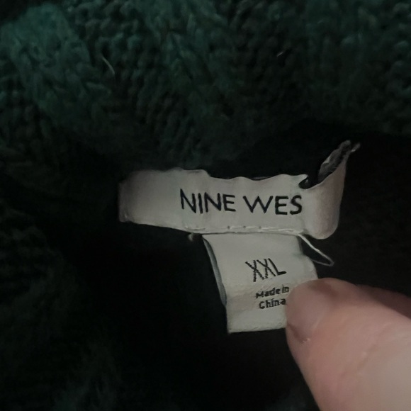Nine West - evergreen woven turtleneck sweatshirt with different patterns - Picture 7 of 10